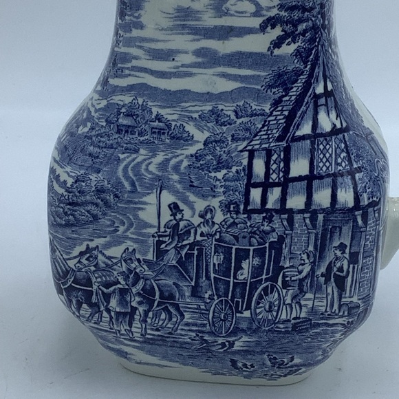 Vintage Enoch Wedgwood England Dickens Coaching Days Hand Engraved Pitcher - Picture 2 of 11